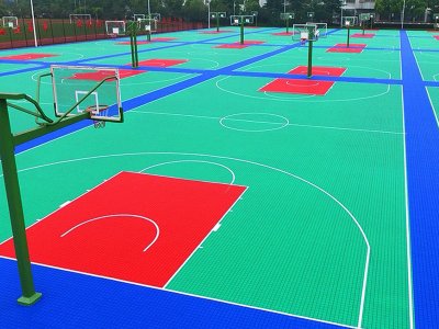 悬浮拼装地板球场