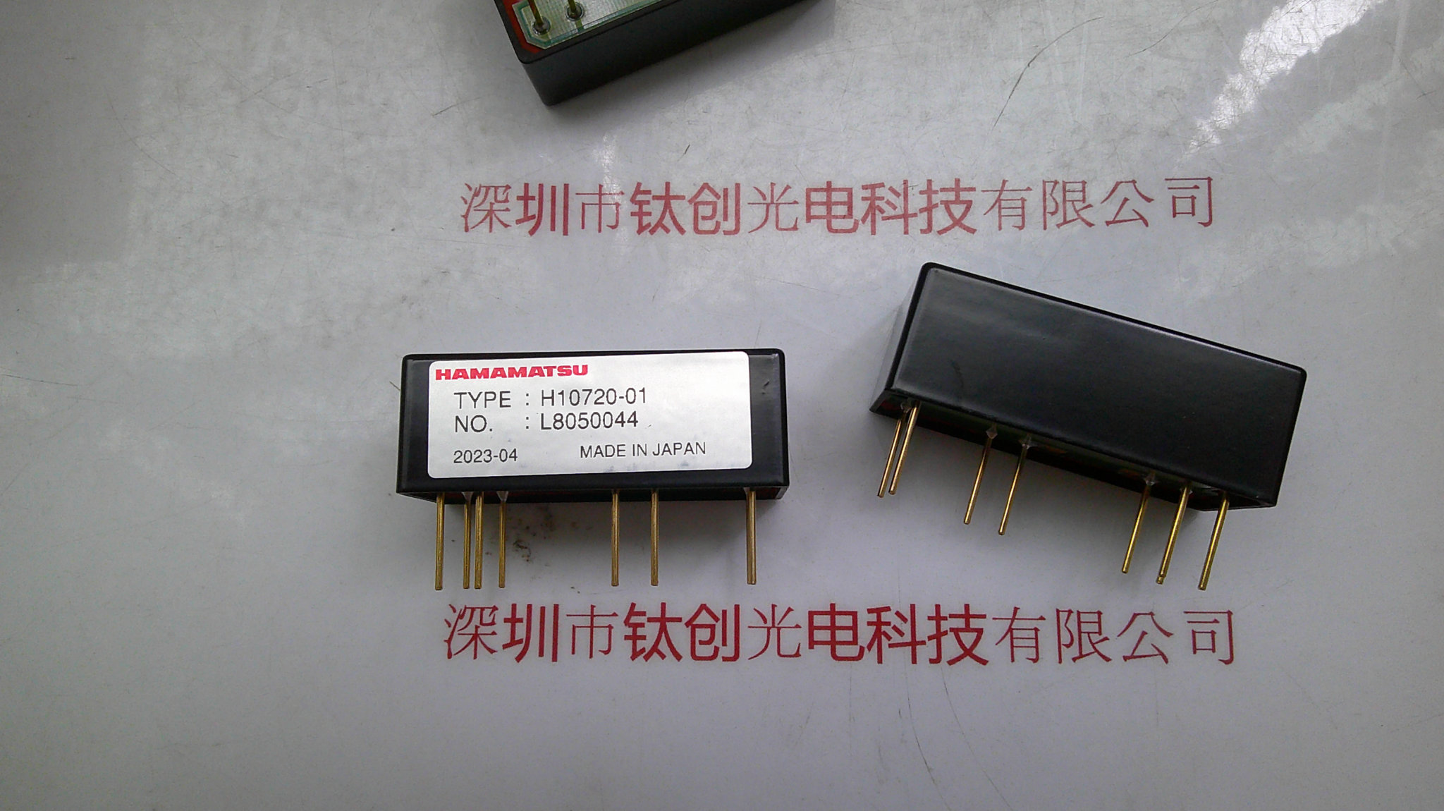 HAMAMATSU滨松 光电倍增管模块 H10720-01