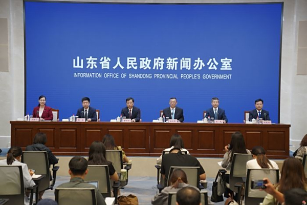 山东创新探索盐碱地综合利用