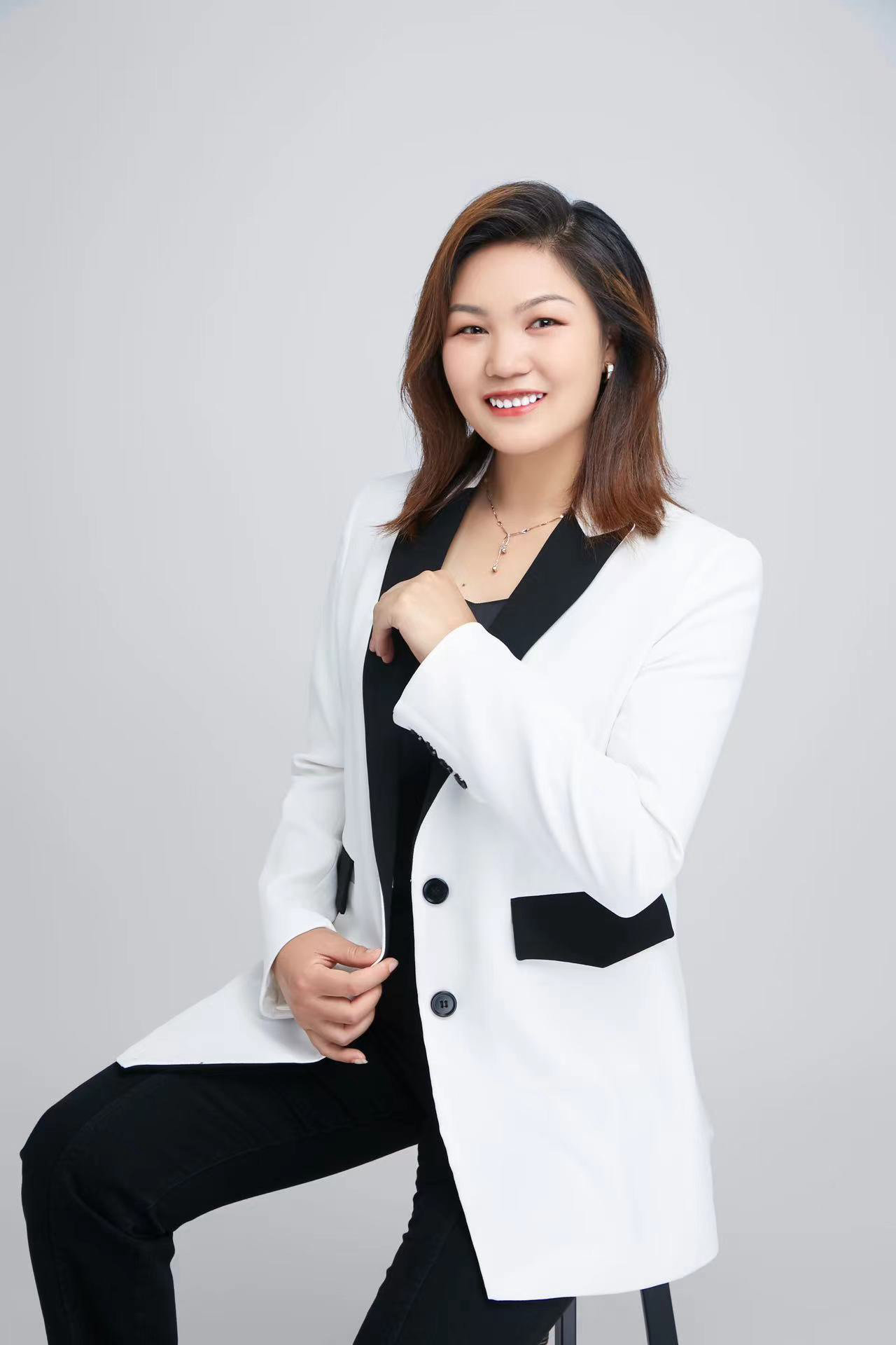  佳琪老师