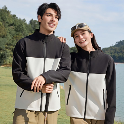 拼色立领冲锋衣