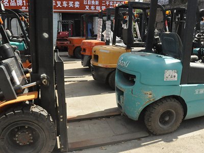 青島現(xiàn)代叉車