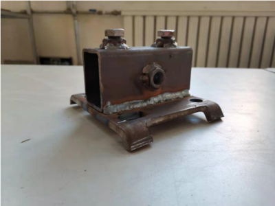 我校机修专业部学生开展教学实训与生产实践活动