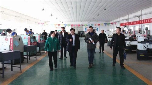 寒随一夜去，春送贵客来——市内多所兄弟学校来我校交流研讨