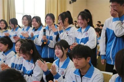 医校联手，为学生心理健康保驾护航