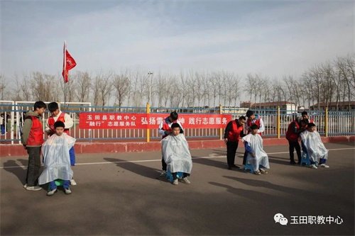 融爱于心，行稳致远：“融行”志愿服务队再添新项目