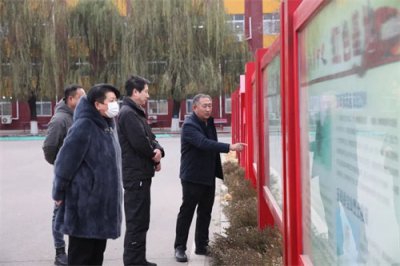 教育部学校规建发展中心未来教育科技创新基地领导莅临我校考察调研