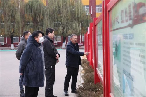 教育部学校规建发展中心未来教育科技创新基地领导莅临我校考察调研