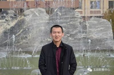 丁巨峰：风雨营销路 职场任从容