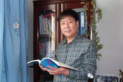 包凤友：立足平凡岗位，展现青春风采