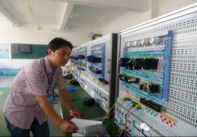 张洪川：昨日校园练实功  今日岗位显神通