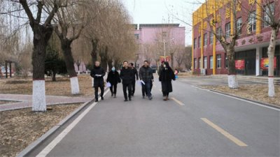 文明始于心 洁净践于行——我校开展学期初卫生联查活动