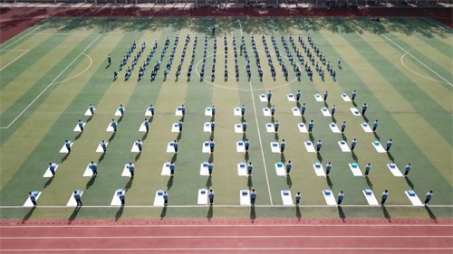 【玉田职教中心】技高一筹 叠出风采——财经专业部举行叠军被比赛