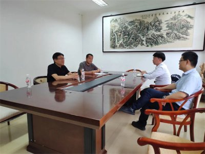 正是五月好时光 百企进校在路上——我校继续开展百家企业进校园系列活动