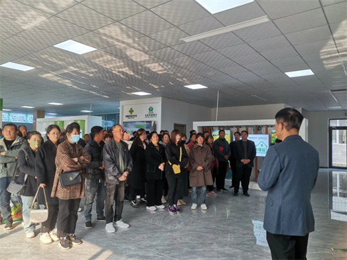 玉田职教中心开展2024年高素质农民培育学员县内观摩学习活动