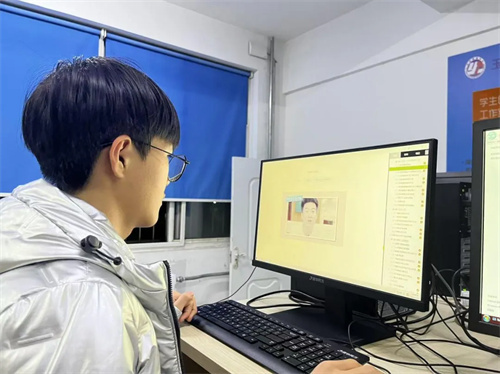 【国赛捷报】包揽全国冠亚军，荣耀背后是经年累月的努力