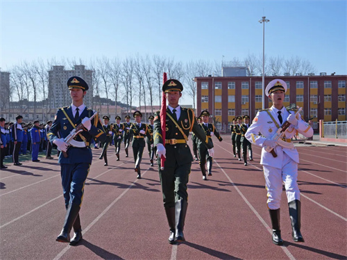 我们的国旗班换新装啦！