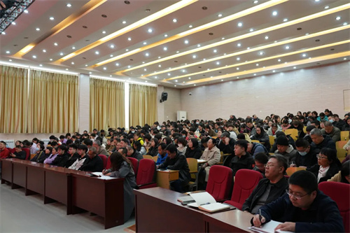 玉田职教中心玉田技工学校迅速传达学习贯彻全国两会精神