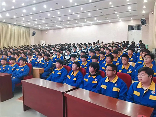 玉田职教中心机加专业部“匠心独运”学生演讲比赛圆满落幕