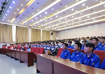 产教融合促发展——我校成功举行县域重点企业专场推介会