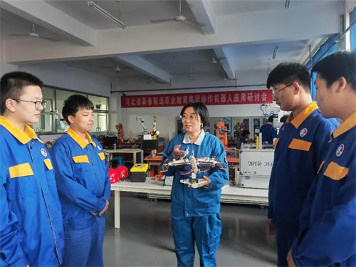 航天赛场绽锋芒——我校续写河北省青少年航天创新大赛荣耀