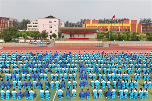 玉田职教中心第十九届技能节表彰大会圆满举行，以技能之光点亮成长之路