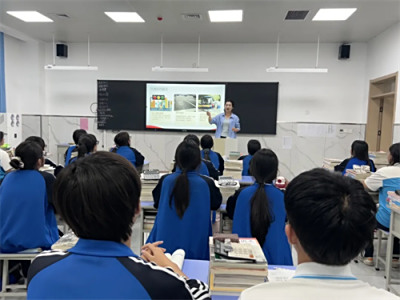 多措并举筑牢安全防线,护航师生平安度“双节”