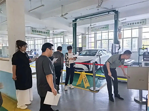 玉田职教中心开展“查隐患、护安全”大检查