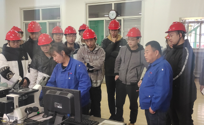 太原科技大学学生来我公司参观
