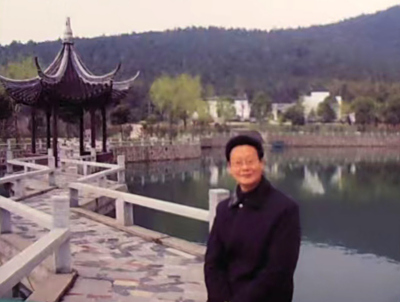 2025 国庆人物  |  当代爱国作家应天庆作品特刊