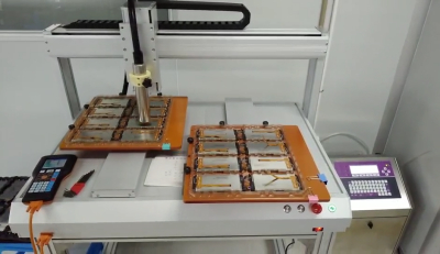 手機(jī)屏雙軸噴碼方案