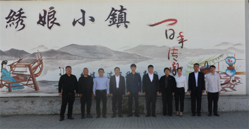 校企合作携手共建共进 产教融合谱写锦绣篇章——迁安职教中心（技师学院）与迁安绣娘手工坊举行了“产教融合基地”签约授牌仪式