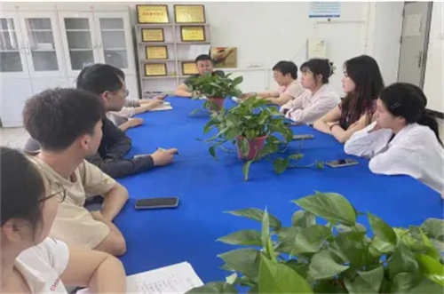青春献教育 成长在岗位——迁安职教中心机电工程系召开青年教师专业成长研讨会