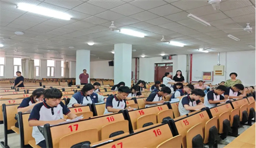 精心组织 严肃考纪——迁安职教中心信息工程系学生补考工作顺利进行