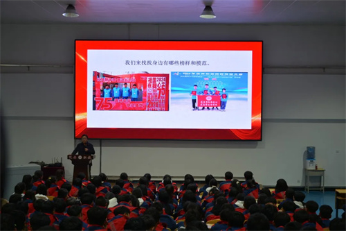 迁安职教中心常务副校长讲授“讲规矩守纪律 做文明中职生”思政课