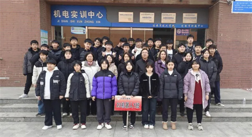 迁安职教中心机电实训中心开展劳动教育与职业素养培养实践活动