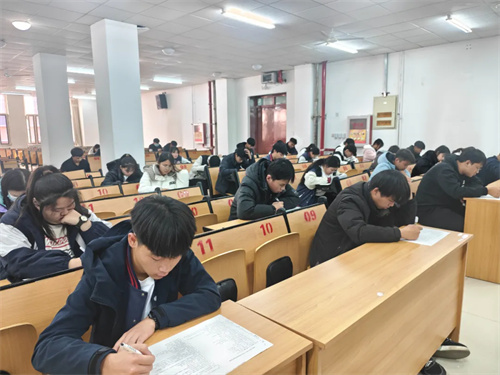 以考促学强基础 衔接贯通育匠才——迁安职教中心信息工程系举办3+2转段文化课阶段性考试