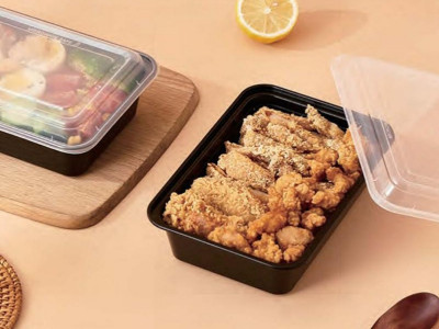 Black Bottom Clear Top Entrée Tray