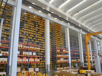 塑料托盤（pán）在製造行業立體庫使用（yòng）場景