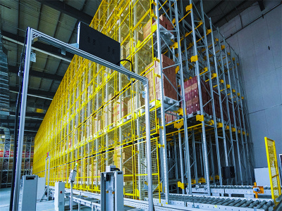 川字塑料托盤在白酒行業立體庫使用場景