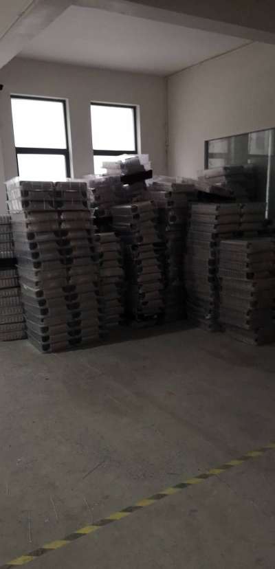 全铝镁合金箱包氧化