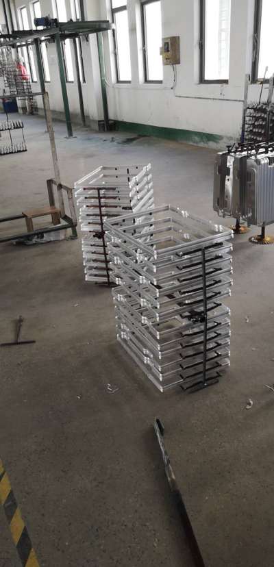 全铝镁合金箱包氧化