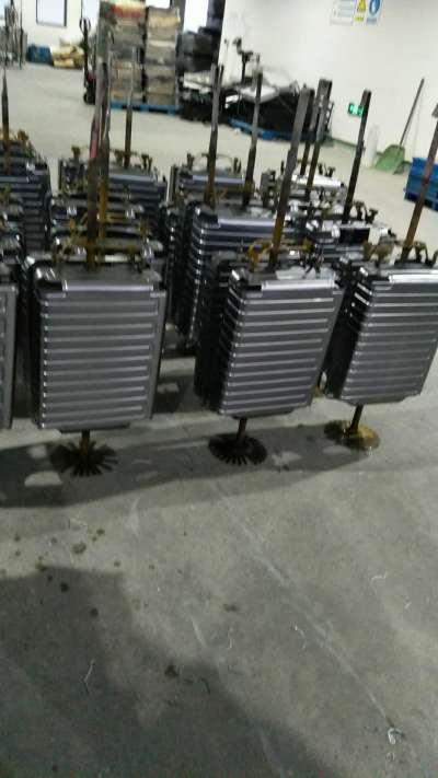 全铝镁合金箱包氧化