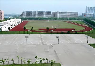 芜职操场