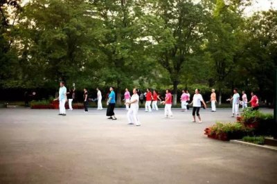 适合老年人锻炼的运动