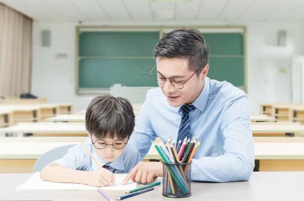 儿童陪伴师和育婴师的区别是哪些？