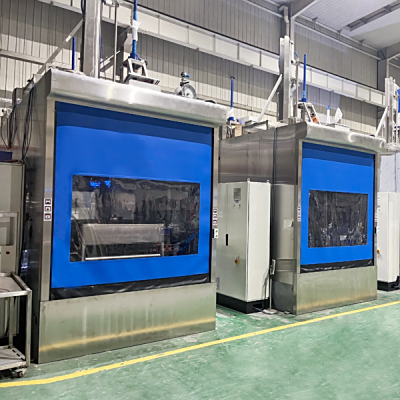 西朗门业：设备清洗间快速卷帘门