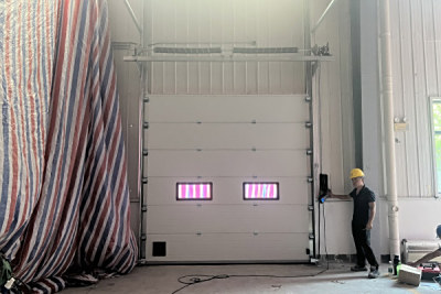 品牌吸引品牌！世界500强企业奥普拉塑料再次复购西朗提升门