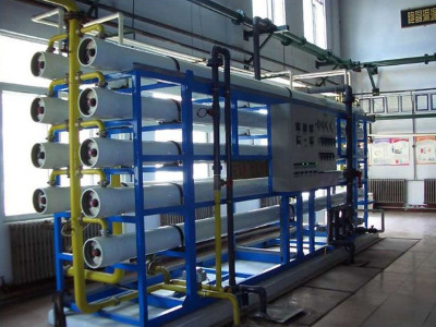 如何选择适合自己的企业净水设备？康怡环保为你提供专业指导！