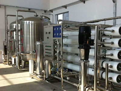 如何选择合适的商用净水设备？康怡环保为你提供专业指导！